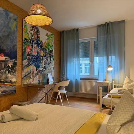 Bkarlsruhe.de 招待所 3*