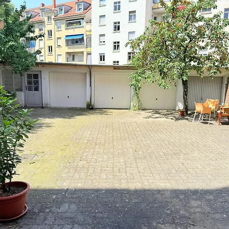 Bkarlsruhe.de 3* Karlsruhe